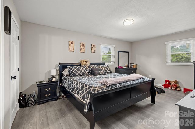 1345 Old Salisbury Road, Statesville, NC 28625