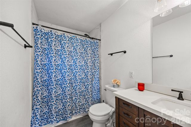 1345 Old Salisbury Road, Statesville, NC 28625