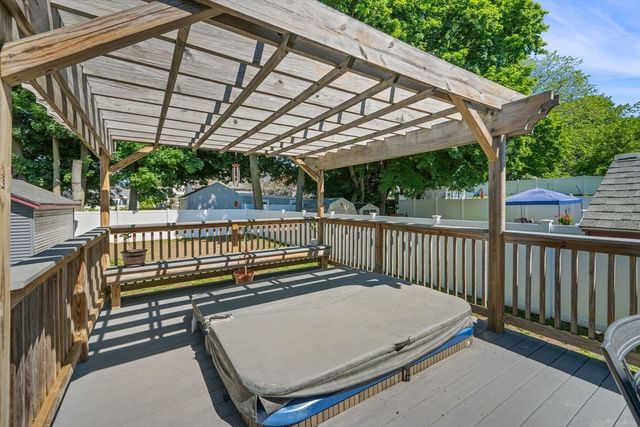 55 Winthrop Ave, Beverly, MA 01915