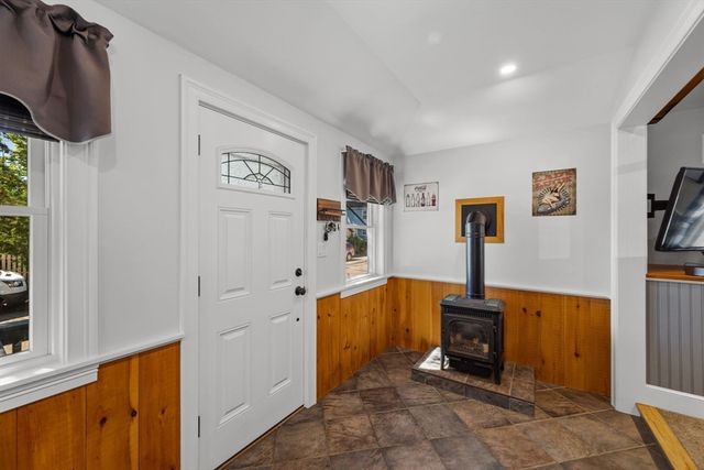 55 Winthrop Ave, Beverly, MA 01915