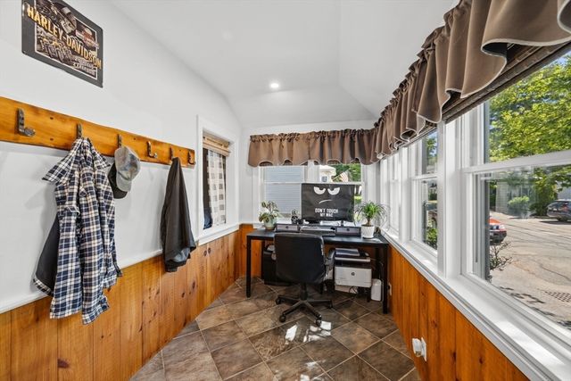 55 Winthrop Ave, Beverly, MA 01915