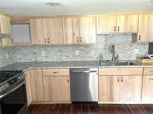 4041 State Route 31, Palmyra, NY 14522