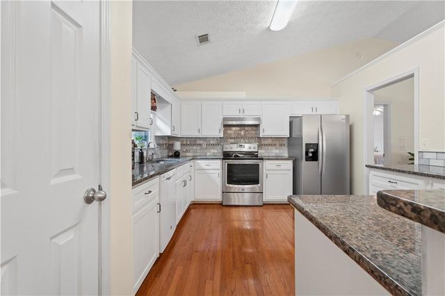3737 Victoria Drive, Buford, GA 30519