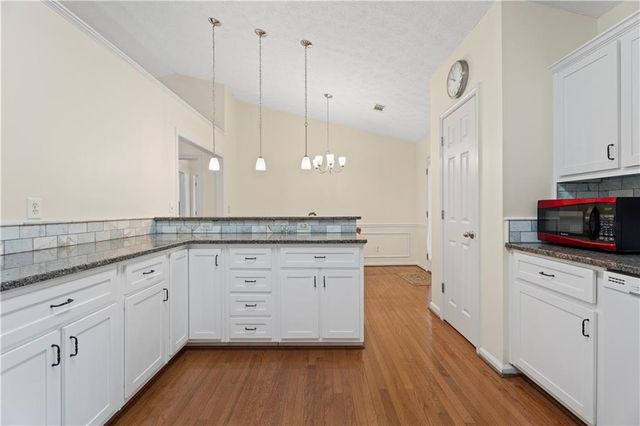 3737 Victoria Drive, Buford, GA 30519