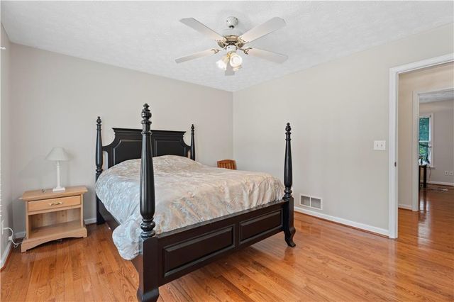 3737 Victoria Drive, Buford, GA 30519