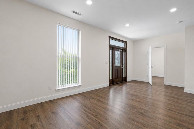419 Pin Hook Road, Spring City, TN 37381