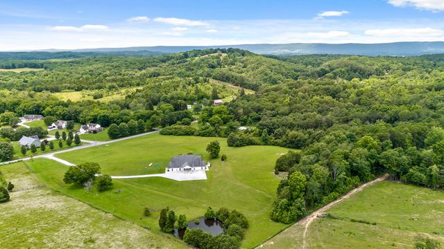 419 Pin Hook Road, Spring City, TN 37381