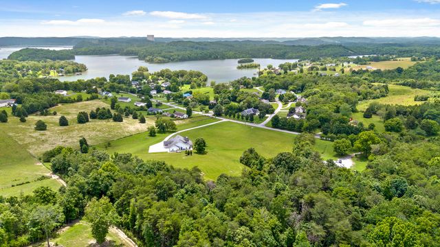 419 Pin Hook Road, Spring City, TN 37381