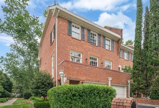 420 Jefferson Circle, Sandy Springs, GA 30328