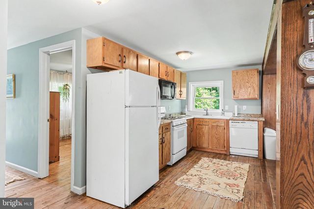 3613 LISBURN RD, Mechanicsburg, PA 17055