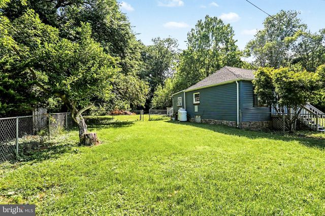 3613 LISBURN RD, Mechanicsburg, PA 17055