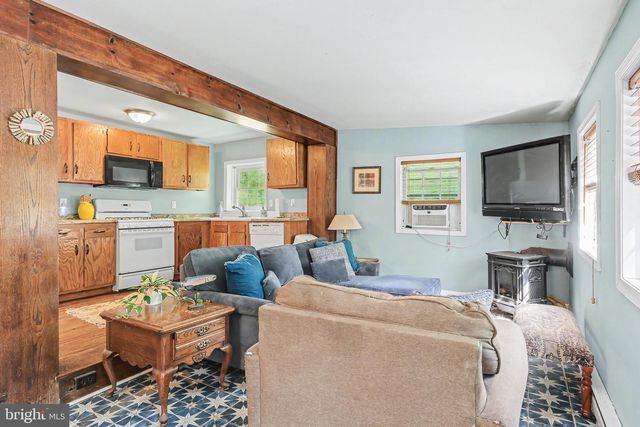 3613 LISBURN RD, Mechanicsburg, PA 17055