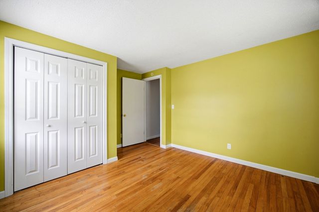 12 Kensington Ave, East Longmeadow, MA 01028