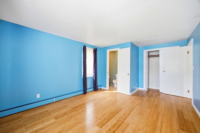 12 Kensington Ave, East Longmeadow, MA 01028