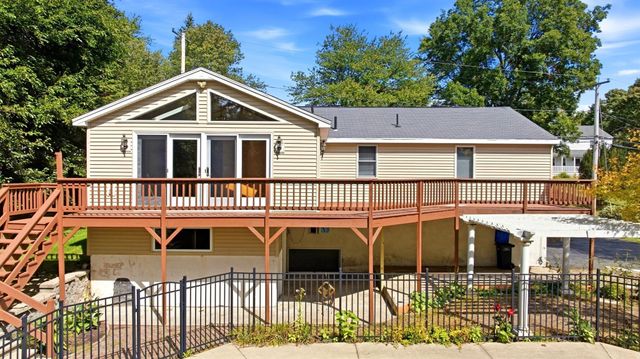 12 Kensington Ave, East Longmeadow, MA 01028