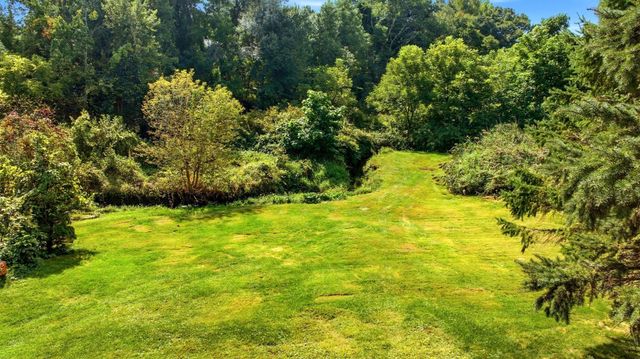 12 Kensington Ave, East Longmeadow, MA 01028