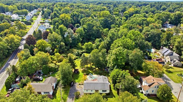 12 Kensington Ave, East Longmeadow, MA 01028