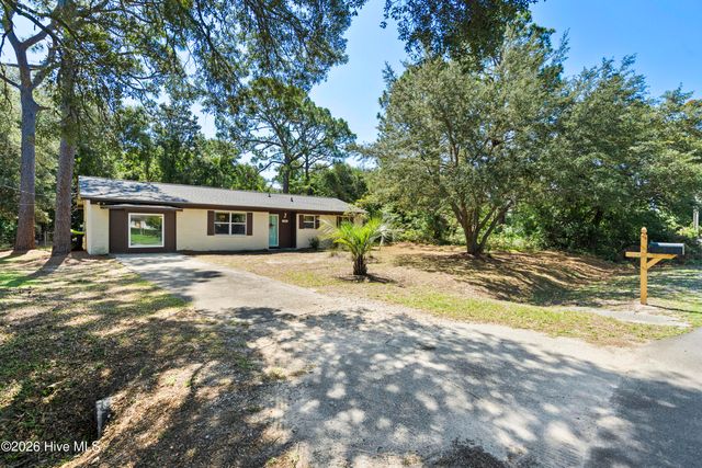 4782 Oakview Drive SE, Southport, NC 28461