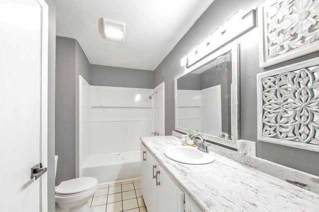 300 Philosopher Street, Napoleonville, LA 70390