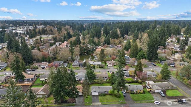 5508 172nd Place SW, Lynnwood, WA 98037