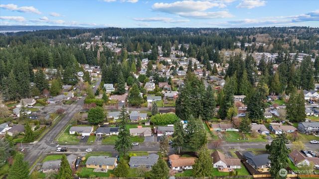 5508 172nd Place SW, Lynnwood, WA 98037