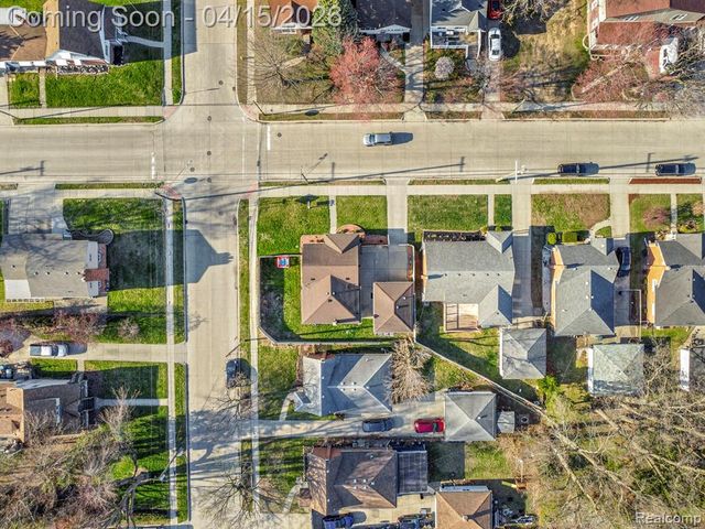 24161 Oxford Street, Dearborn, MI 48124