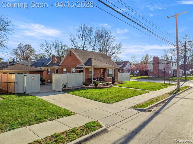 24161 Oxford Street, Dearborn, MI 48124