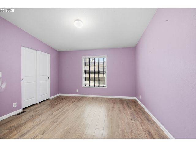 1475 Green Acres Rd 150, Eugene, OR 97408