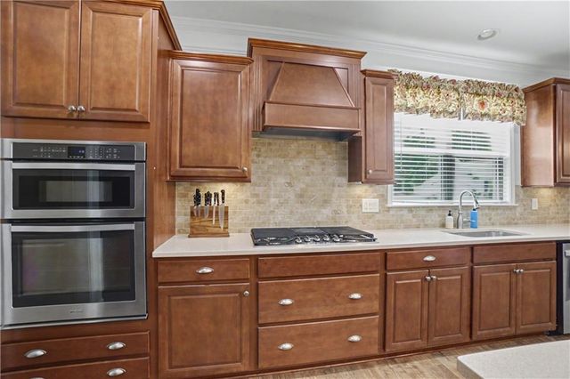 136 Wood Hollow Drive, Woodstock, GA 30188