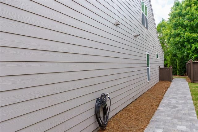 136 Wood Hollow Drive, Woodstock, GA 30188
