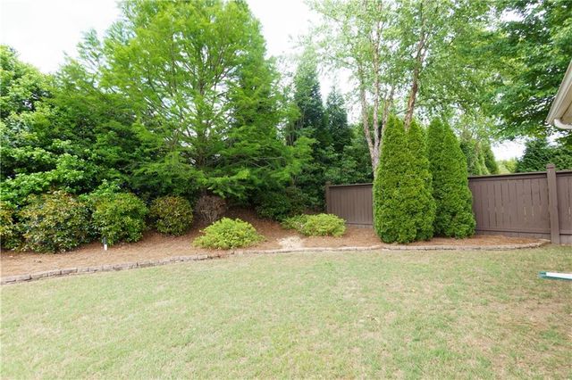 136 Wood Hollow Drive, Woodstock, GA 30188