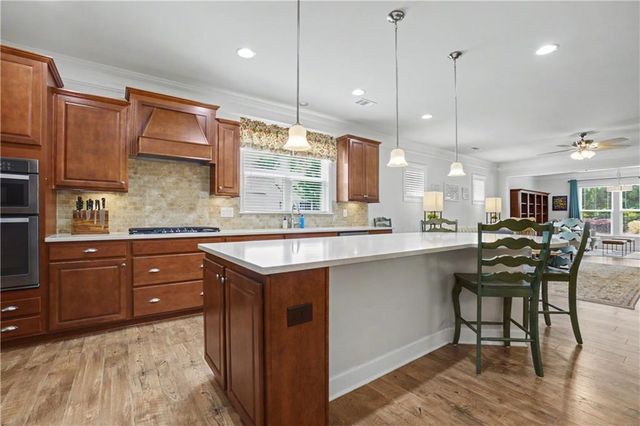 136 Wood Hollow Drive, Woodstock, GA 30188