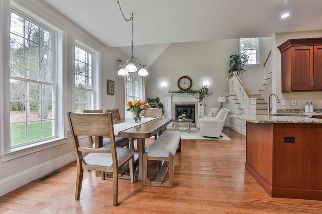 45 Wildwood Drive, Brookline, NH 03033