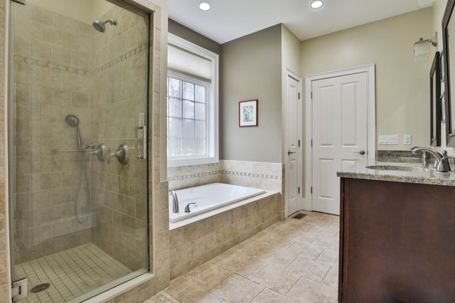 45 Wildwood Drive, Brookline, NH 03033