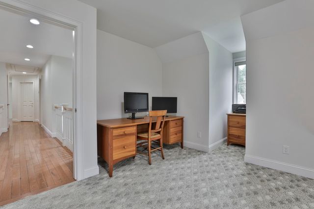 45 Wildwood Drive, Brookline, NH 03033