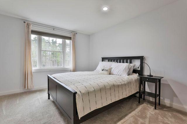 45 Wildwood Drive, Brookline, NH 03033