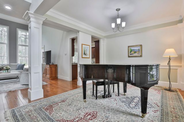 45 Wildwood Drive, Brookline, NH 03033