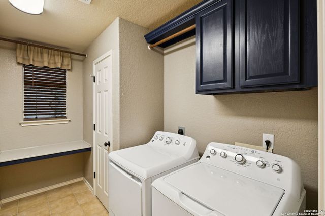 2504 Woodbridge, Schertz, TX 78154
