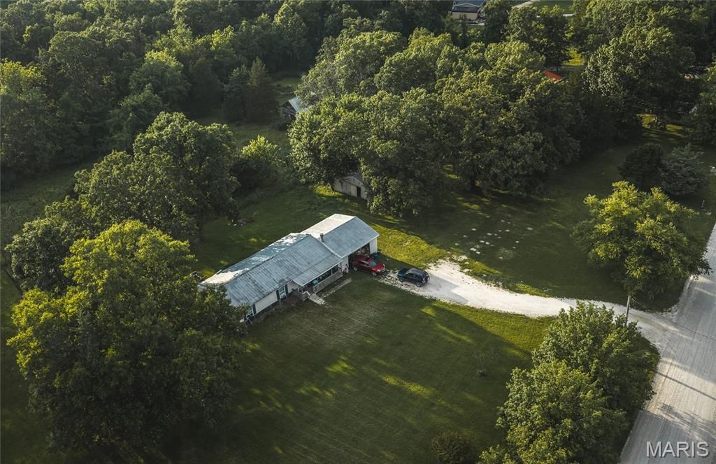 22643 Abrolat Road, Wright City, MO 63390