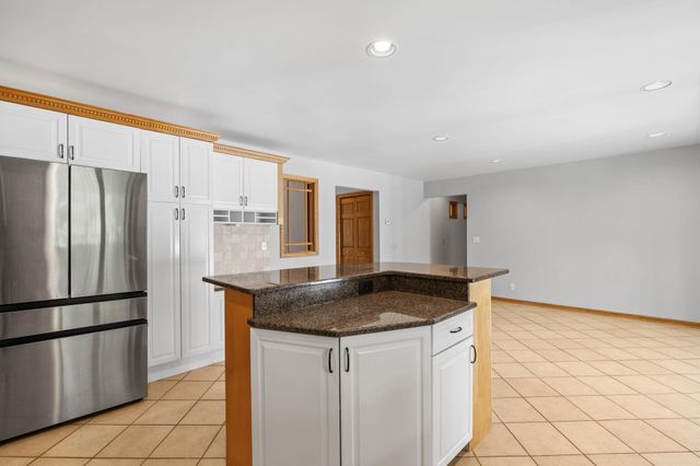 5010 Diane Drive, Minnetonka, MN 55343