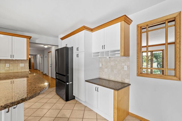 5010 Diane Drive, Minnetonka, MN 55343