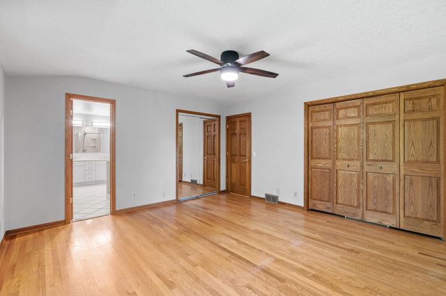 5010 Diane Drive, Minnetonka, MN 55343