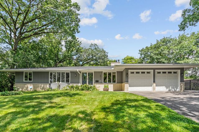 5010 Diane Drive, Minnetonka, MN 55343