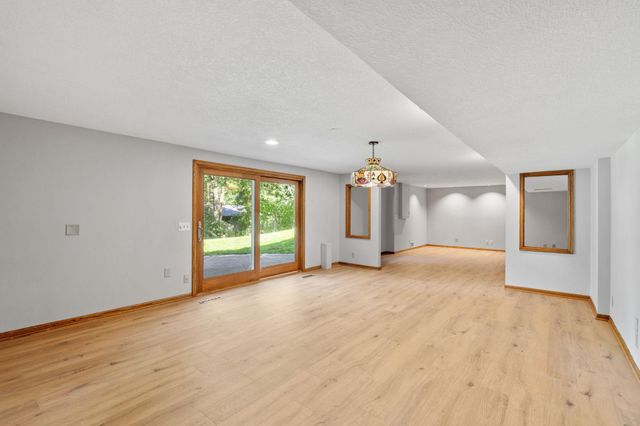 5010 Diane Drive, Minnetonka, MN 55343