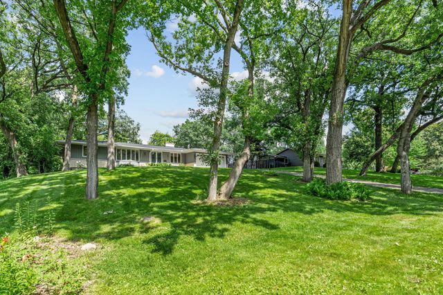 5010 Diane Drive, Minnetonka, MN 55343