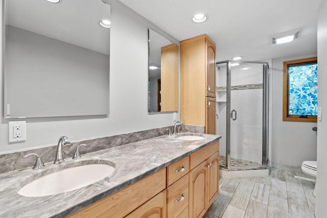 5010 Diane Drive, Minnetonka, MN 55343