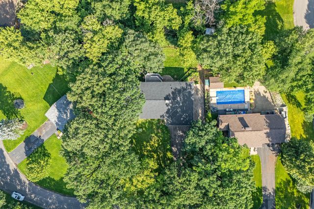 5010 Diane Drive, Minnetonka, MN 55343