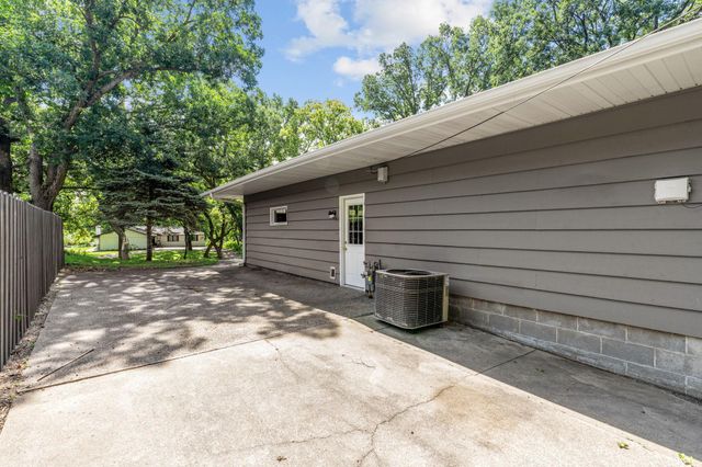 5010 Diane Drive, Minnetonka, MN 55343