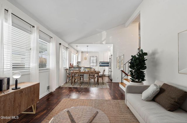 57 Bridle Path, Colonie, NY 12205