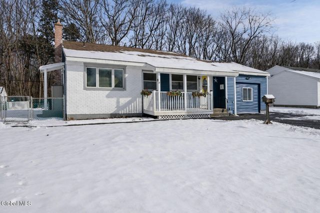 57 Bridle Path, Colonie, NY 12205